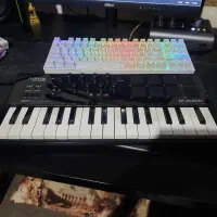 میدی کنترلر m-audio (Axiom air 32)