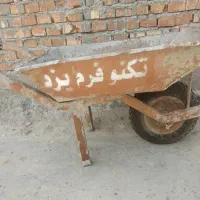 یک عدد فرغون در حد نو با لاستیک
