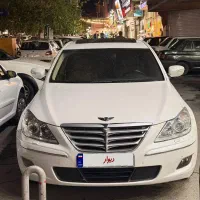 جنسیس سدان ۲۰۱۱ بی رنگ