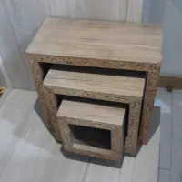 وسیله‌ی دکوری که میشه داخلش وسایل دیگه بگذارید