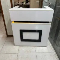 میز پیشخوان با شلنگی رنگ انبه ای در حد‌ نو