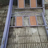 تخت یک نفره