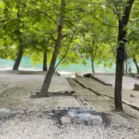 اجاره تخت سکو  لب ویلا (مجموعه گردش گری طبیعت)