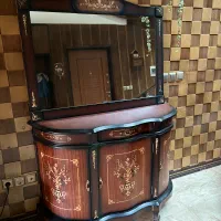 کنسول و آینه