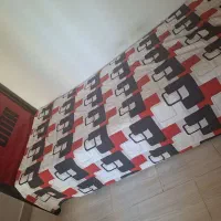 تخت فلزی