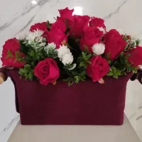 گل مصنوعی با سبد