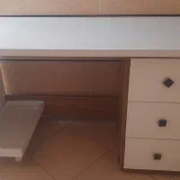 میز کامپیوتر و دفتر کار