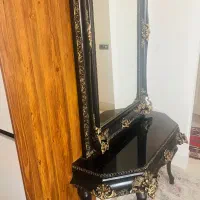 آینه و میزکنسول چوبی درحد نو