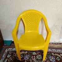 صندلی پلاستیکی