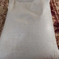 برنج تمیز نشده با پوخال برای پرنده فروشی