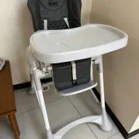 صندلی غذاخوری zooye