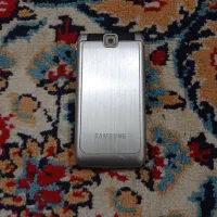 گوشی سامسونگ کتابی سری اول