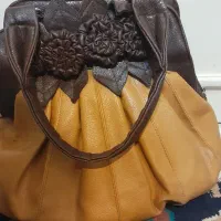 تعدادی کیف  با قیمت مناسب