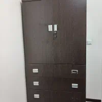 کمد چوبی