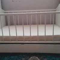 تخت نوزاد