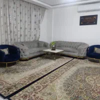 مبل ۸ نفره تمیز و سالم بهمراه میز