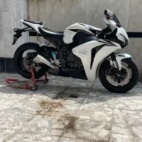 Cbr 1000 cb 1300 gsxr 600|موتورسیکلت|تهران, هفت چنار|دیوار
