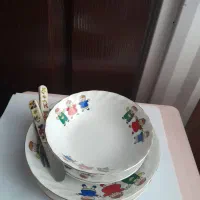 ظرف غذا خوری