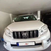 پرادو دو در 2012بی رنگ