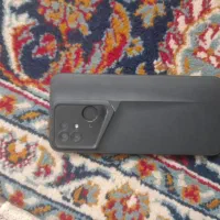 گوشی مدل پوکوc40