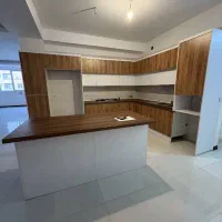 آپارتمان ۱۲۴متری نوسازسندتک برگ