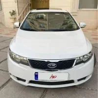 کیا سراتو وارداتی 2012