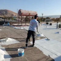 عایق کشسانی نانو پلیمری جایگزین ایزوگام پشت بام