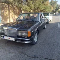 بنز e۲۳۰ اتاق w123 سفارشی