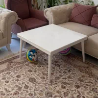 میز سفید بدون گل میز