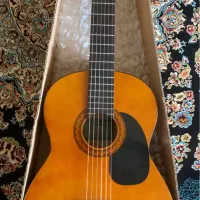 گیتار یاماها c40