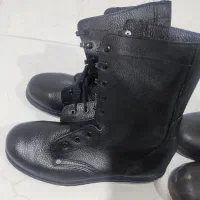 پوتین ودستکش بوکس