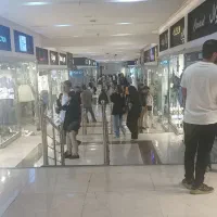 ۱۷ متر تجاری پاساژ کوروش مال دور وید اصلی دو نبش