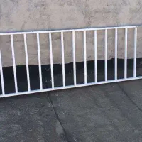 نرده ی فلزی تراست و سنگ اوپن
