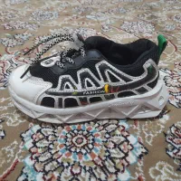 کتونی بچگانه
