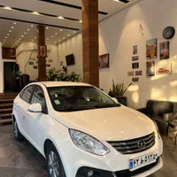 جک J4 صفر سفید مدل 1404