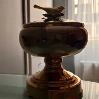 شکلات خوری فلزی پایه دار