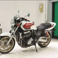 cb1300