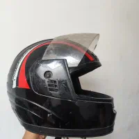 کلاه کاسکت تمیز