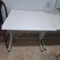 میز وصندلی