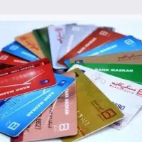 دو عدد کارت بانکی و کارت ملی پیداشده