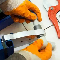 تعمیرات آب و فاضلاب،جوشکاری سیار و نقاشی ساختمان