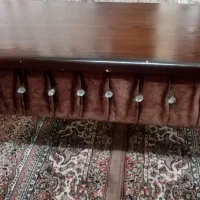 میز بزرگ جلو مبل