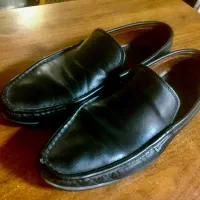 کفش های مردانه چرم و کتانی