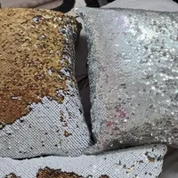 کوسن پولکی و کوسن ساده|رختخواب، بالش، پتو|زاهدان, |دیوار