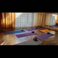 اجاره  سانس سالن برای  مربی یوگا (منطقه ۱۰)