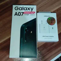 گوشی سامسونگ A07 آکبند با شارژر