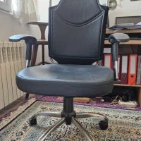 صندلی چرخدار اداری جلیغه ای