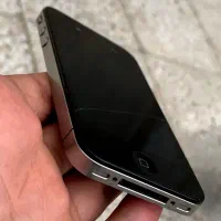 آیفون 4