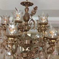 لوستر و آباژور