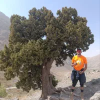 نقاش و رنگ کار ساختمان